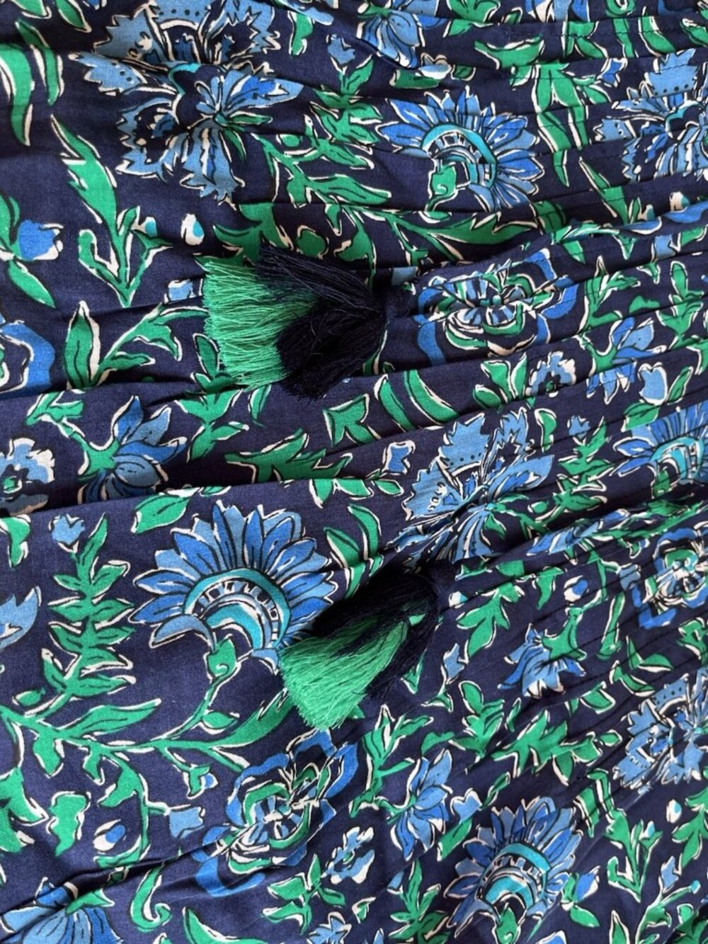 Vineyard Vines Floral Pleated Top Blue Green 3X NWT Boho - Picture 9 of 16